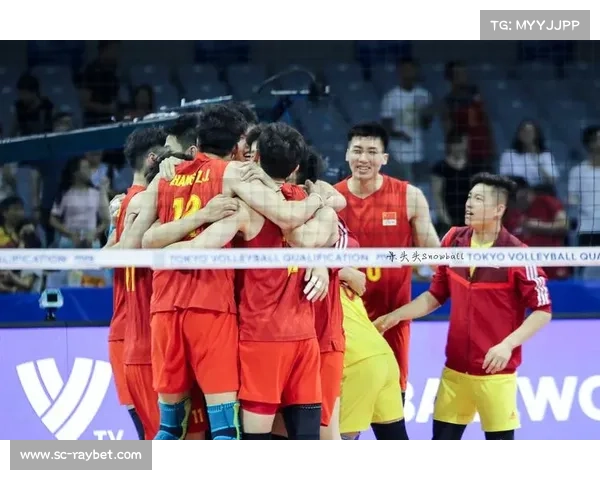 2020东京奥运会男排赛场精彩纷呈中国男排力拼世界强队展现不屈斗志